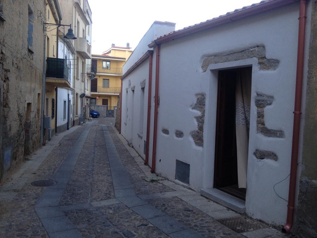 La Corte Di Grazia_Iun P2039/40 Nuoro  Buitenkant foto